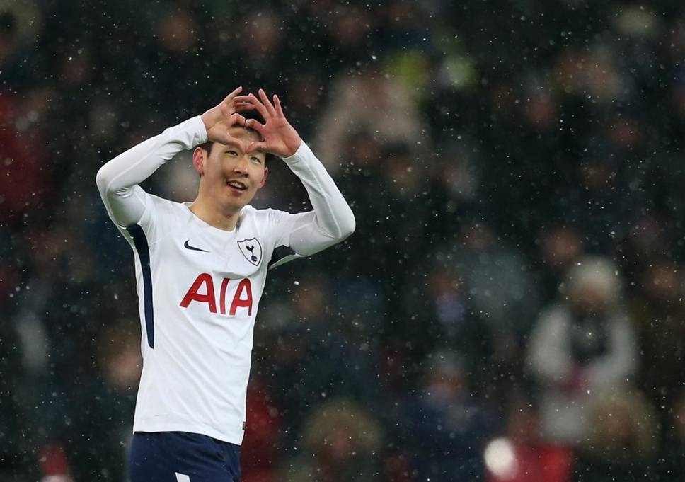  热刺惨败曼城，孙兴慜状态持续低迷  